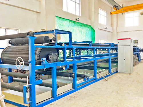 博宇環(huán)保-真空帶式過濾機(jī).jpg 博宇環(huán)保-真空帶式過濾機(jī).jpg